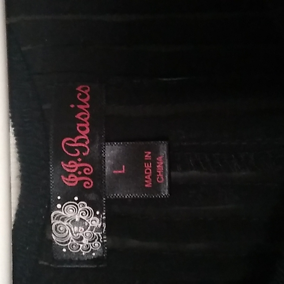 Tank - Picture 2 of 5